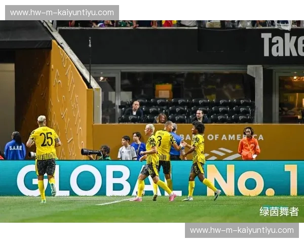 巅峰对决:蓝十字与蒙特雷的绿茵史诗——谁才是墨西哥足球的真命天子?